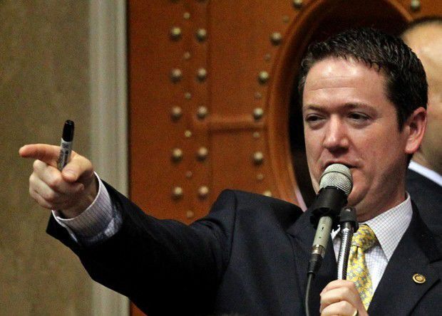 CD LS SENATE Jon-19998647