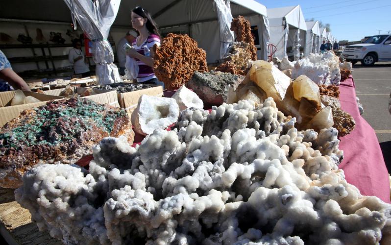 Tucson Gem, Mineral and Fossil Showcase