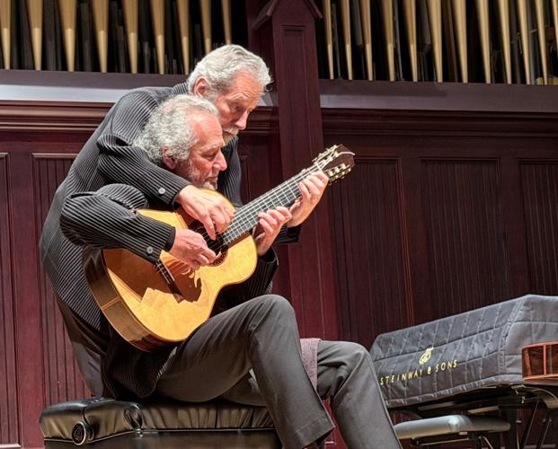 Brazilian guitar duo gives Tucson warm farewell at sold-out concert