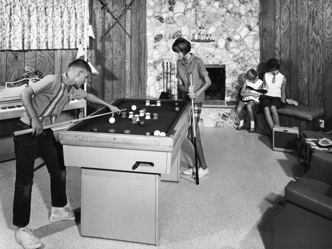 1965 photos: The Buckelew family home