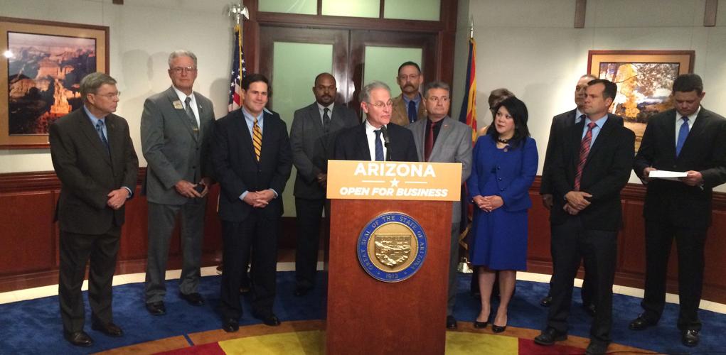 Comcast to hire 1,100 at new Tucson call center