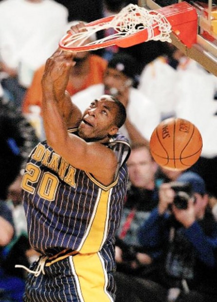 Indiana’s Jones wins dunk title  