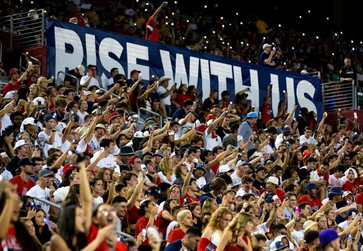 100122-tuc-spt-uafbfieldpass-p6