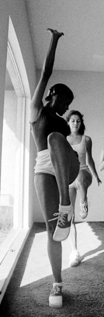 Tucson Time Capsule : Pro cheerleaders?  