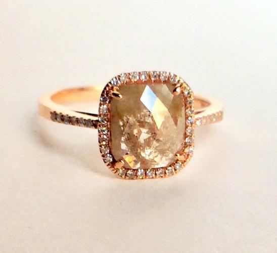 Opaque diamond rose gold ring