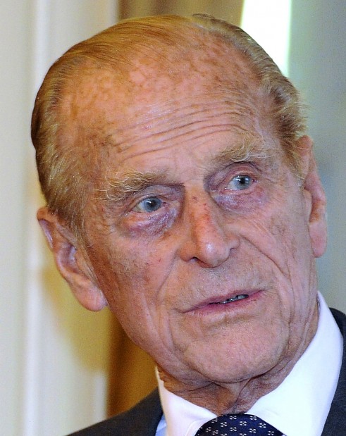 Palace: Prince Philip given heart stent   
