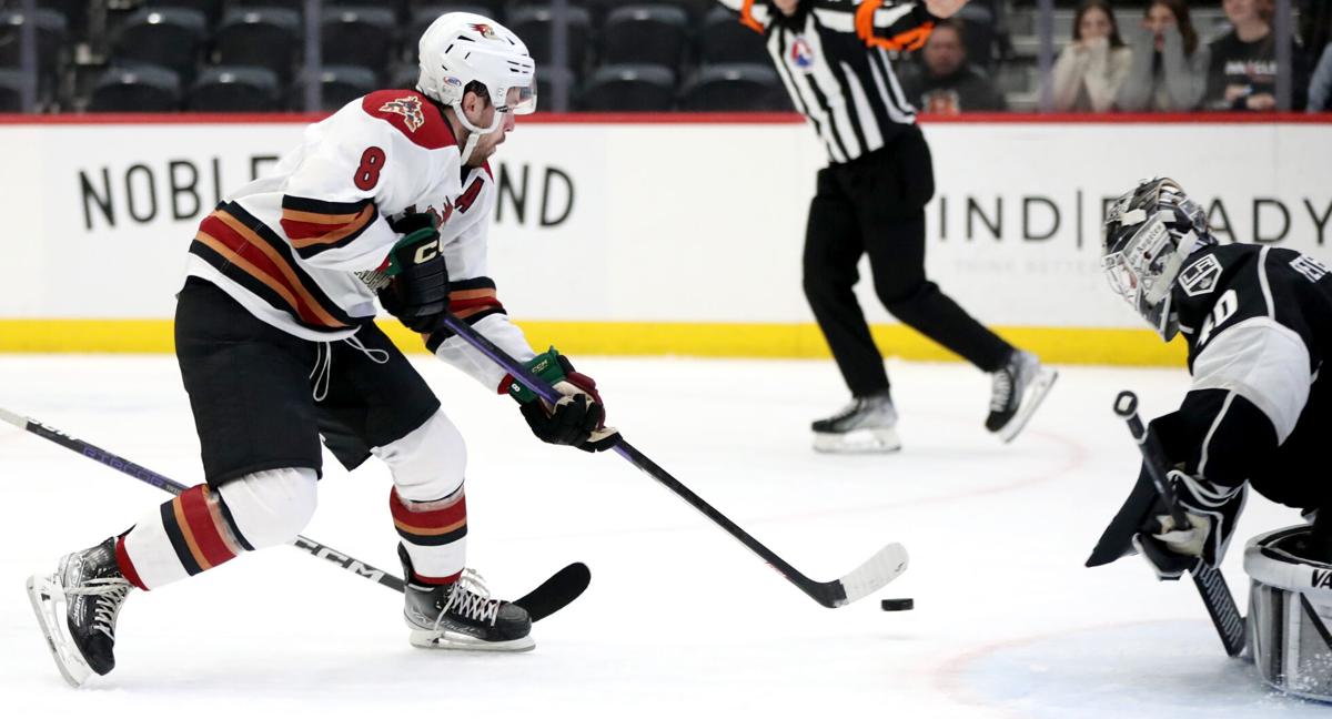 Michael Carcone | Cal Peterson | Tucson Roadrunners | Ontario Reign | Dec. 9, 2022