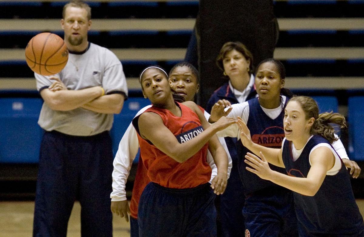 Photos Arizona Wildcats Women S Basketball Coach Joan Bonvicini Wildcats Tucson Com