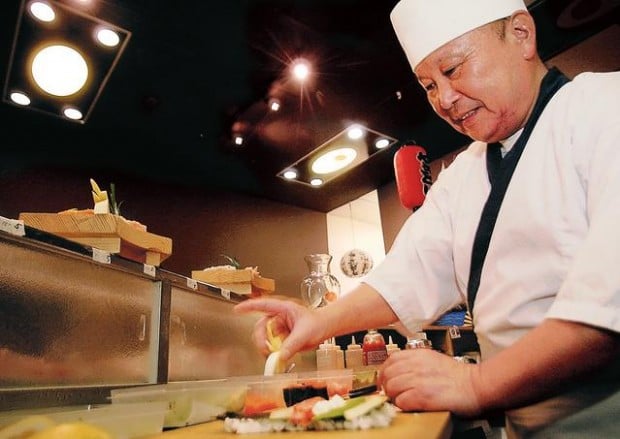 Rita Ranch gets sushi place  