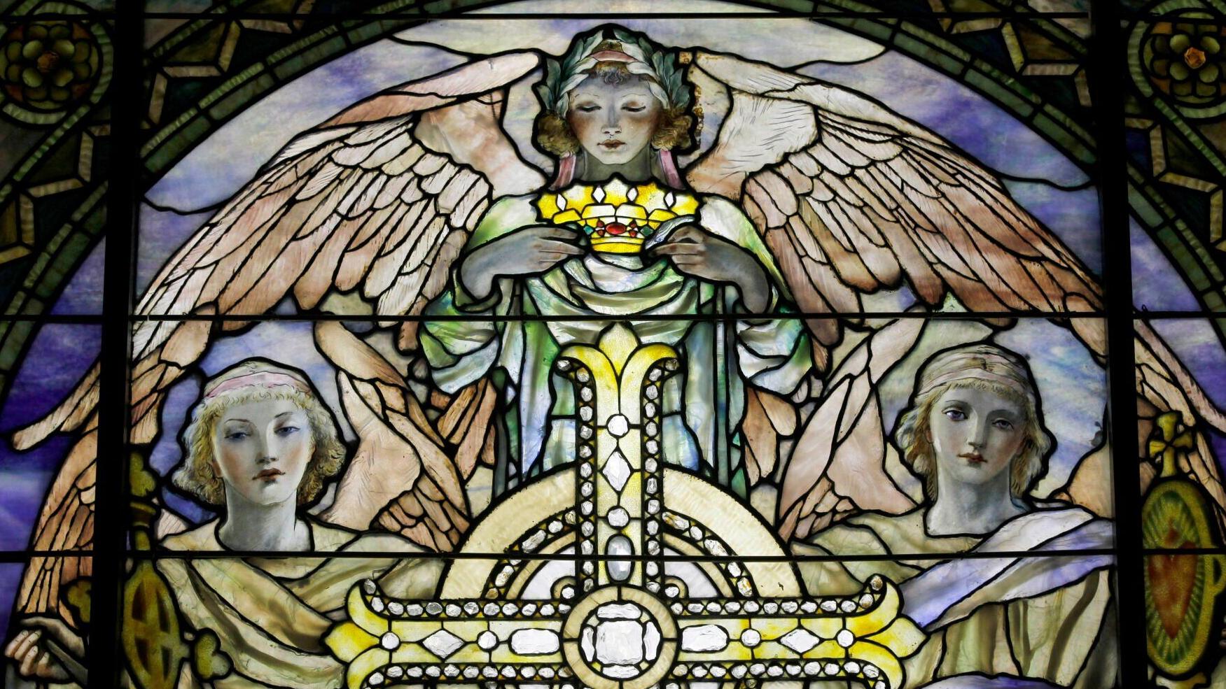 7 in 10 US adults believe in angels, poll says - Vimarsana News