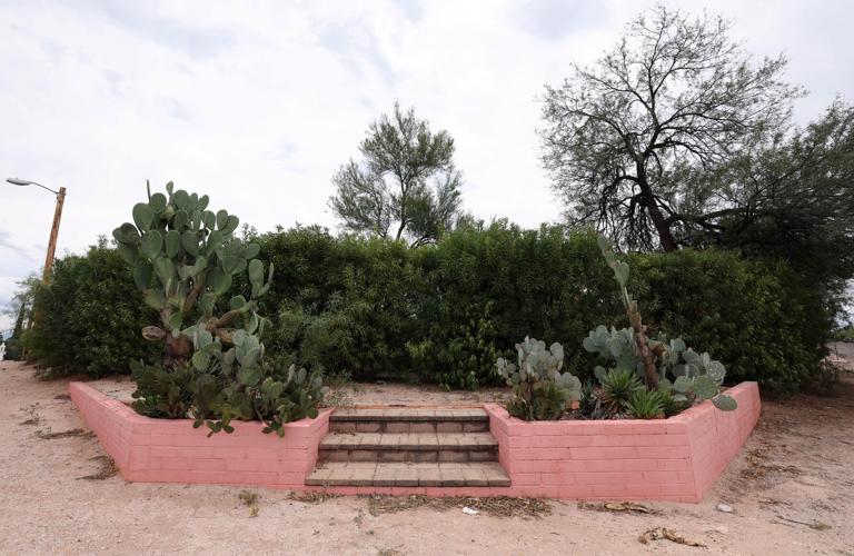 Tucson's iconic Arizona Inn to add rental homes to its property