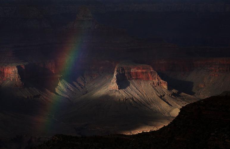 Teens conquer Grand Canyon hike