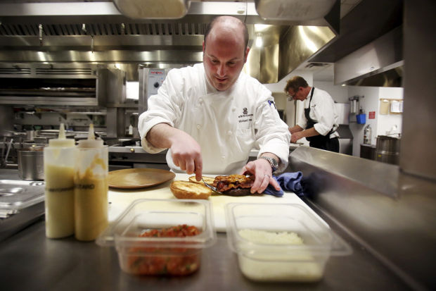 Burgers puttin' on the Ritz    