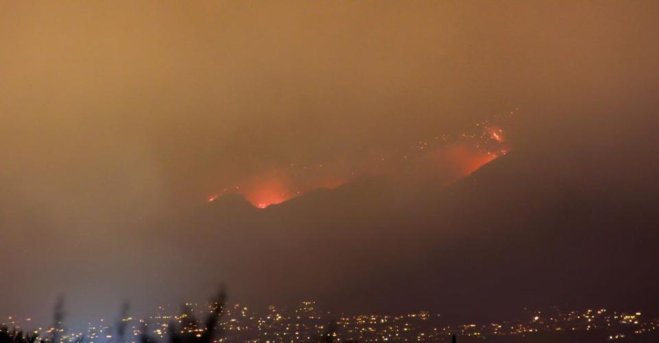 Reader photos: Finger Rock Fire