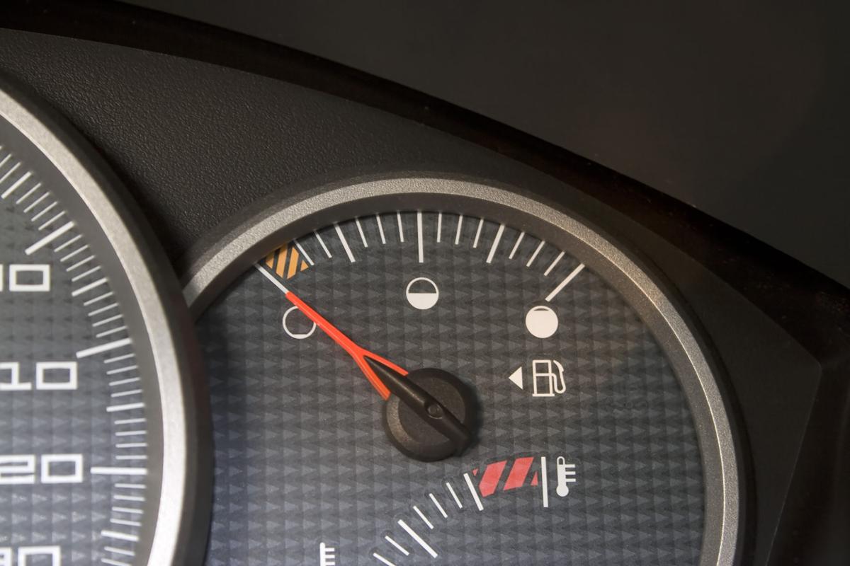 Gas gauge