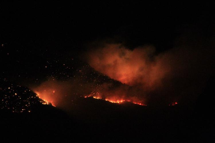 Reader photos: Finger Rock Fire