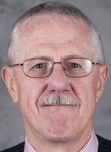 Greg Hansen: Modest Dudd kept sports info engine purring at UA    