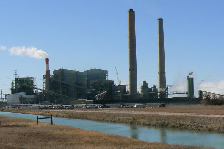 Trump's coal revival forces Arizona power plants to stay open