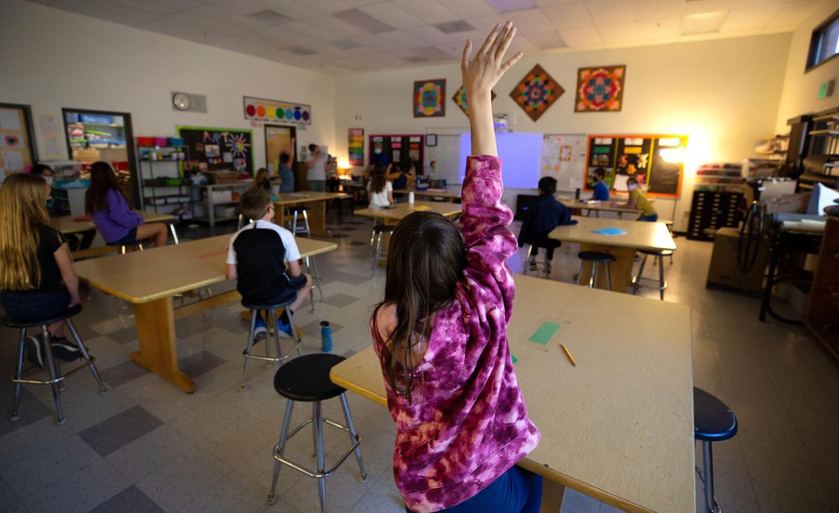 Incumbents lead in early results for Catalina Foothills board Local