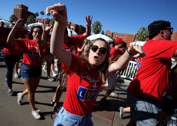 2017 UA Homecoming Parade