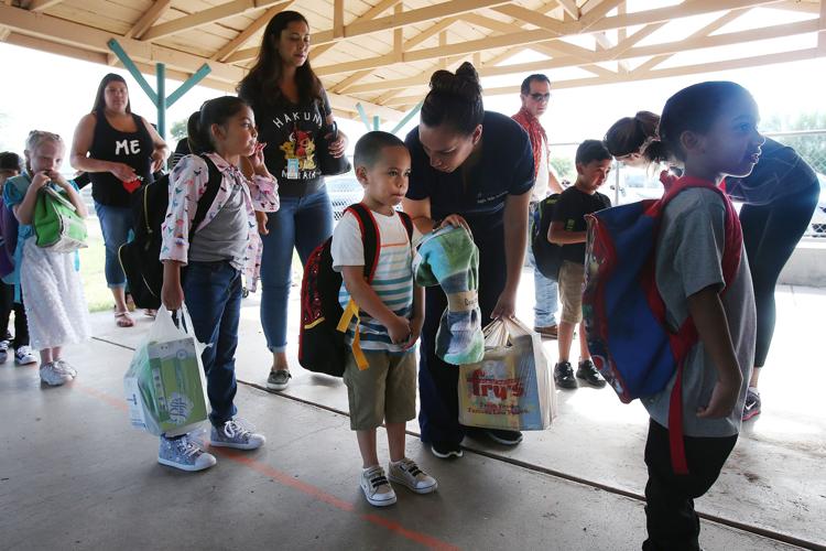 Photos First day for TUSD schools