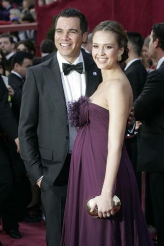 Xotinlarning emizayotgan shaxsiy fotosuratlari