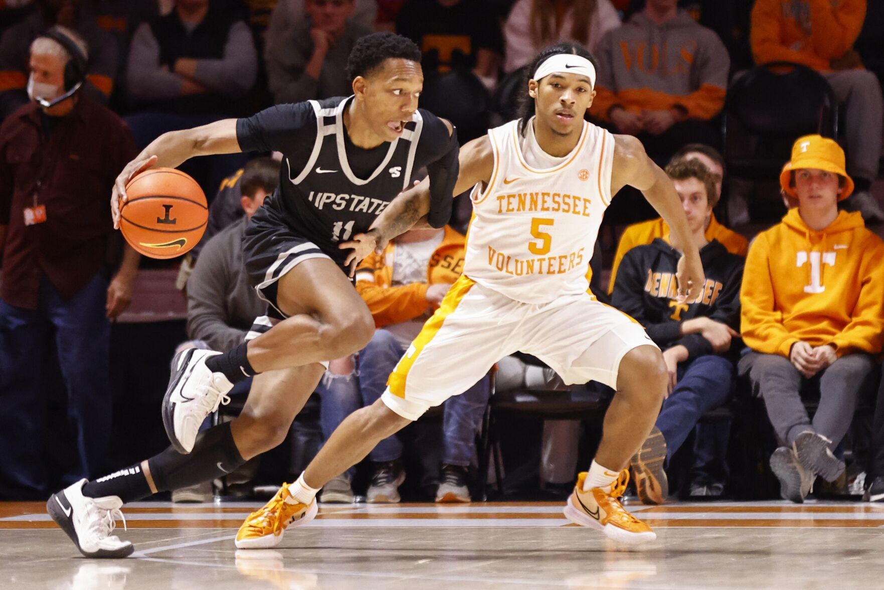 Ex-Salpointe Catholic Guard Jordan Gainey Commits To Tennessee ...