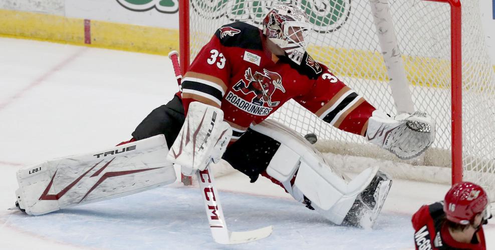 Roadrunners vs Texas