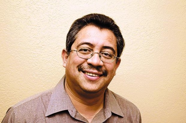 UA grad makes Chicano comedy  