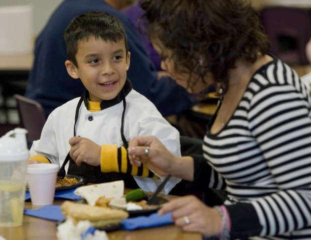 Homer Davis students get taste of cooking   