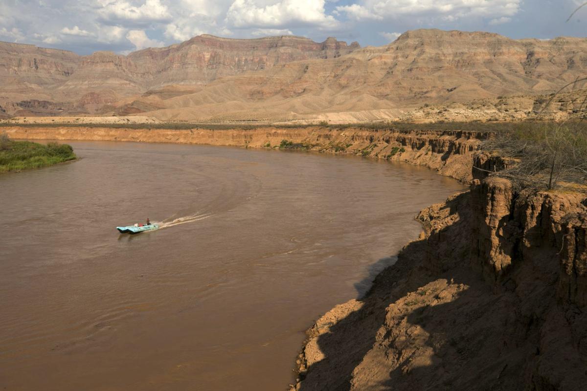 Colorado River / Lake Mead, 2018