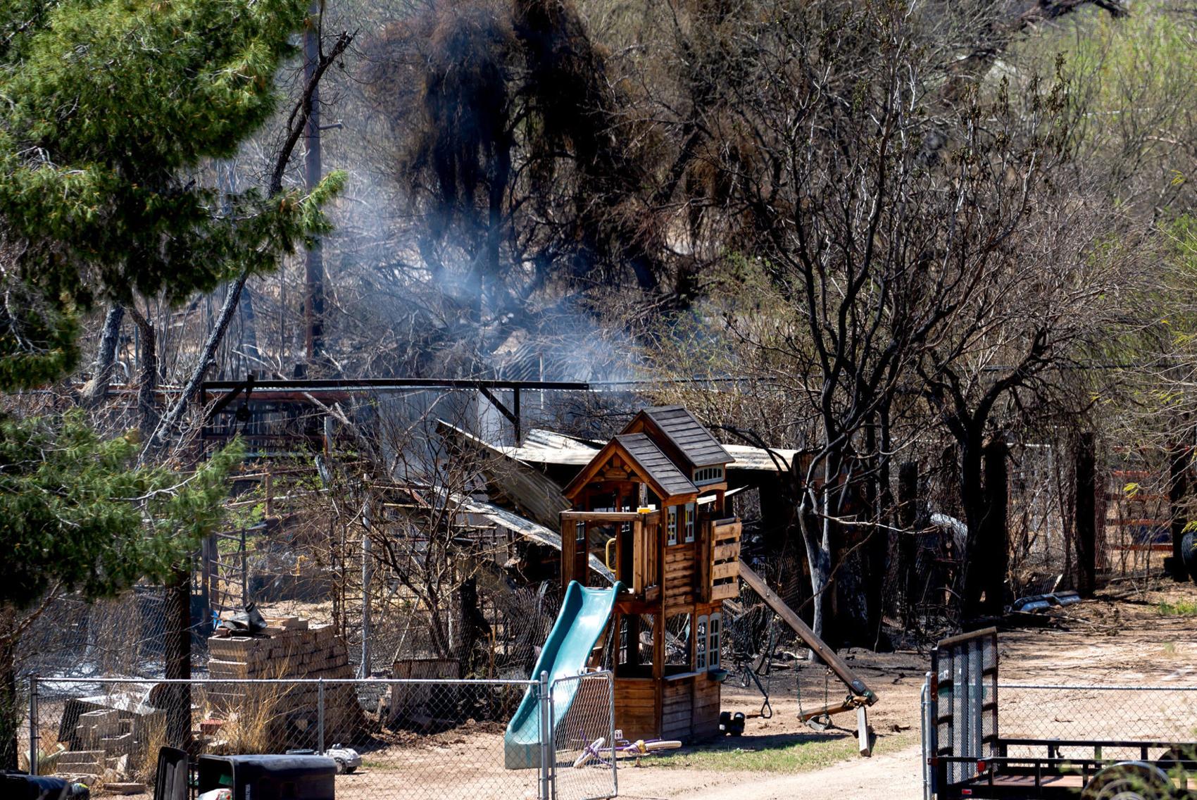 Photos Margo Fire in Dudleyville, north of Tucson, burns 12 homes