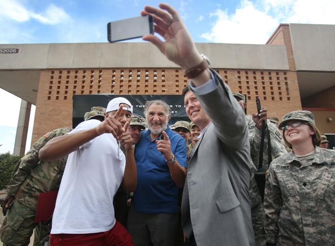 "Independence Day" stars at Ft. Huachuca
