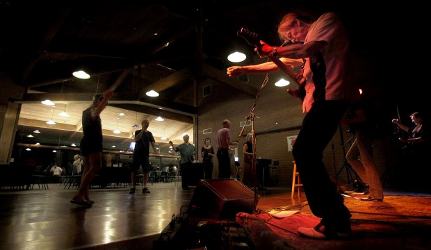 Different bands play El Con Club every Tues.    