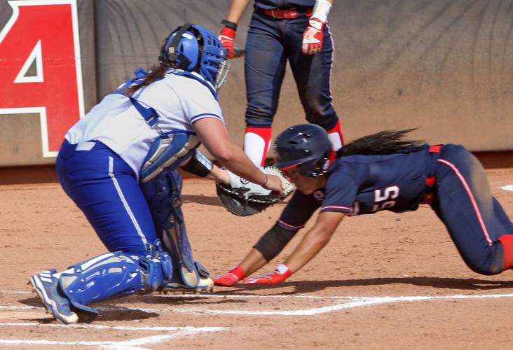 Best Arizona softball photos