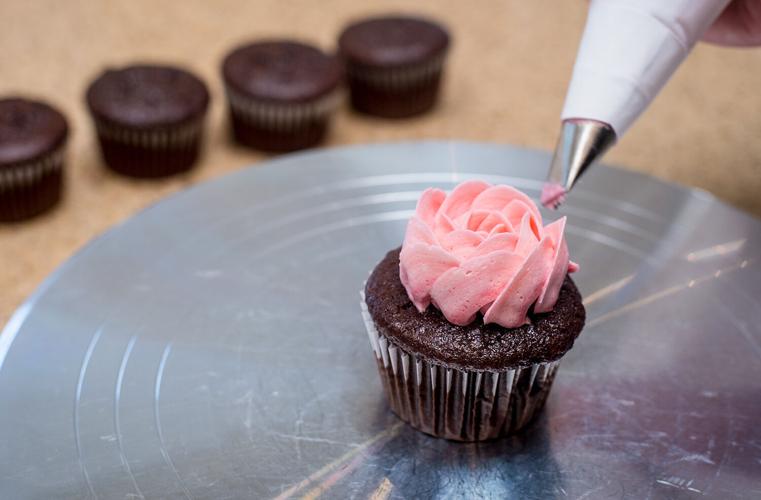 Piping buttercream