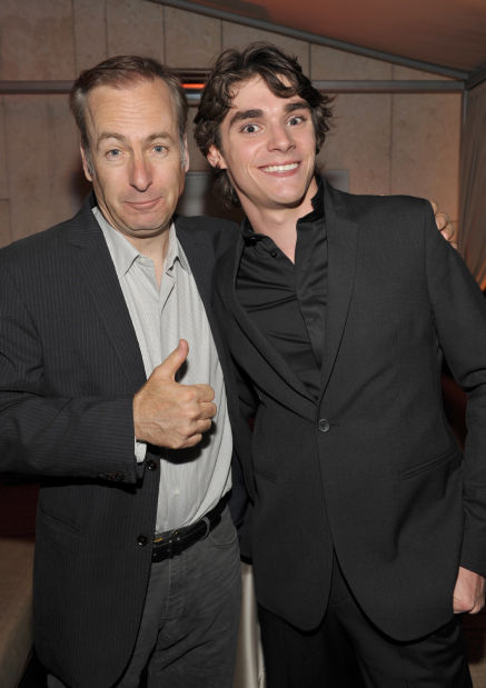 Bob Odenkirk, RJ Mitte