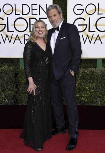 The 74th Annual Golden Globe Awards - Arrivals