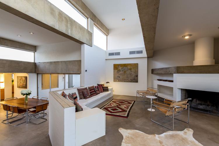 The Jacobson House (LE2)