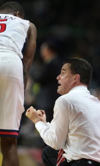 Arizona basketball: On Miller's shirt-endorsing future, Trier's focus and elephants
