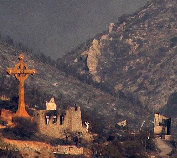 Chapel rises from ashes of wildfire    