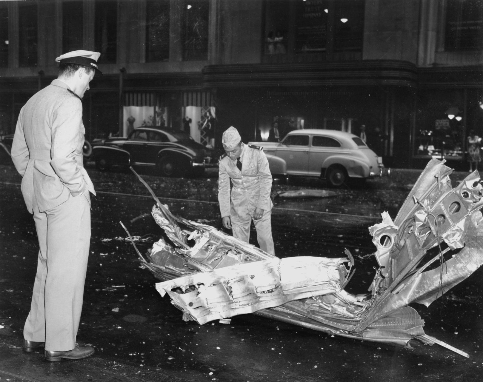 1945 Plane Crash Into Empire State Building | Tucson History And ...