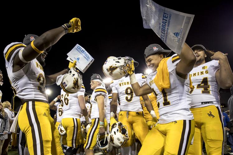 010120-spt-arizona bowl-p15.JPG