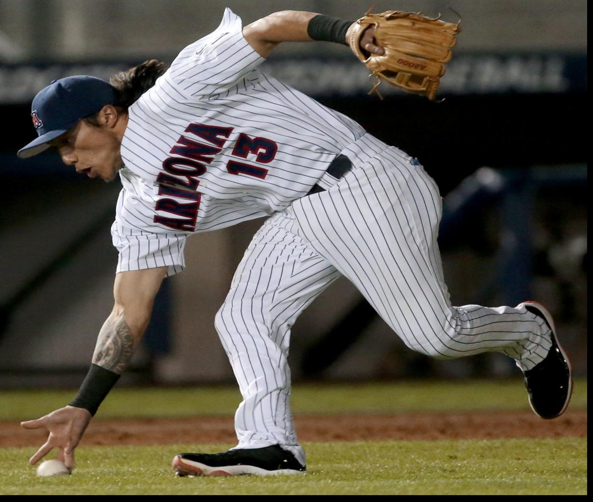 031719-spt-ua baseball-p16.jpg