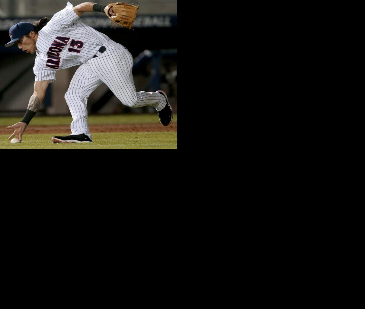 031719-spt-ua baseball-p16.jpg