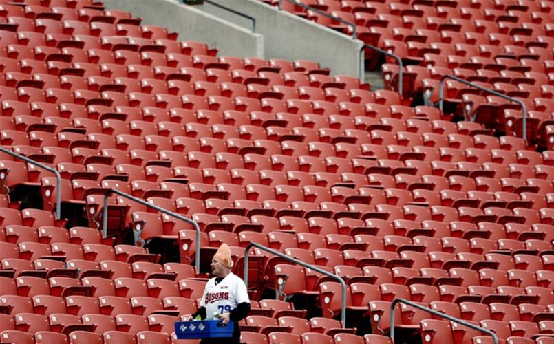 Red Wings 8, Bisons 7  Game 1