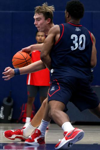 Arizona mens basketball practice