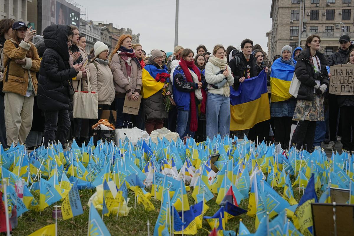 Arizona lawmakers remain divided on Ukraine support