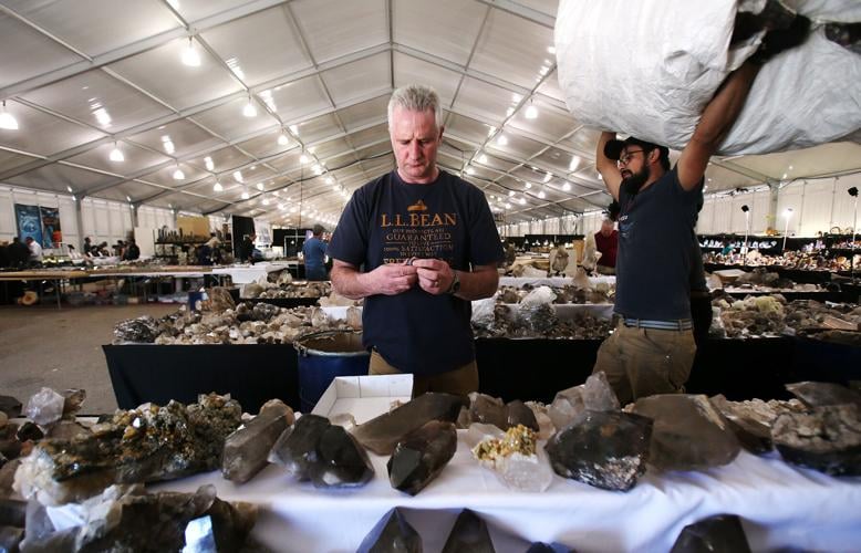 2018 Tucson Gem, Mineral and Fossil Showcase