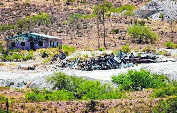 Corona fears limestone mine  